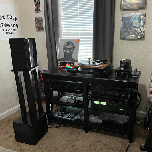 Vinyl Enthusiast Hears Every Detail After SVS Bookshelf Speaker and Subwoofer Upgrade.